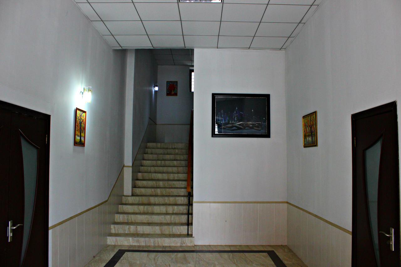 Getaway Hotel Tiflis Exterior foto